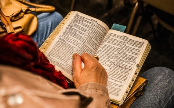 Provide A Digital Sanctuary For The Faithful Seeker